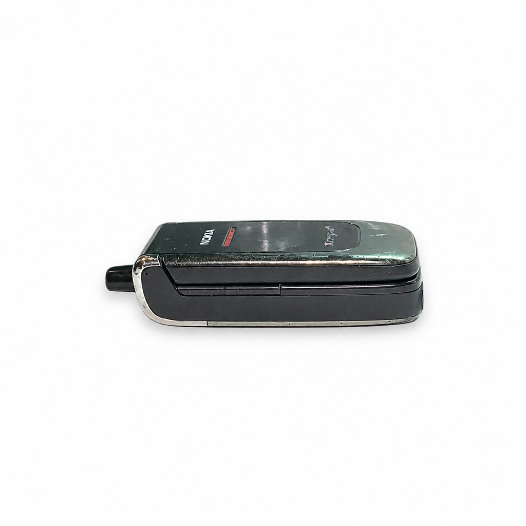 Refurbished Nokia 6060 closed side profile