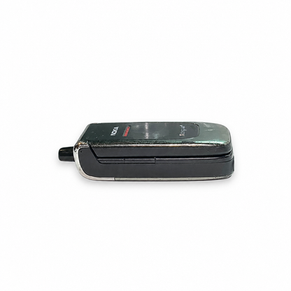 Refurbished Nokia 6060 closed side profile